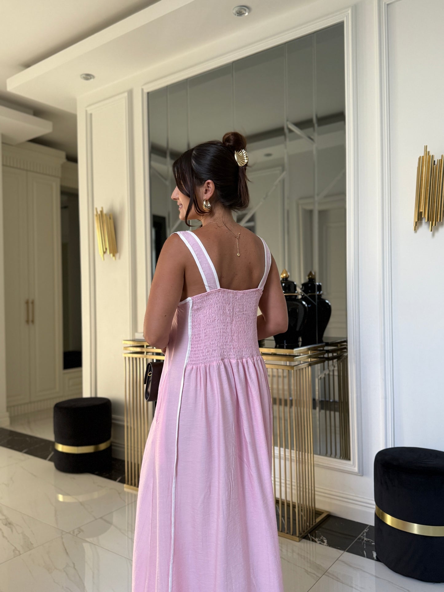 Pembe Biyeli Arkası Lastikli Elbise