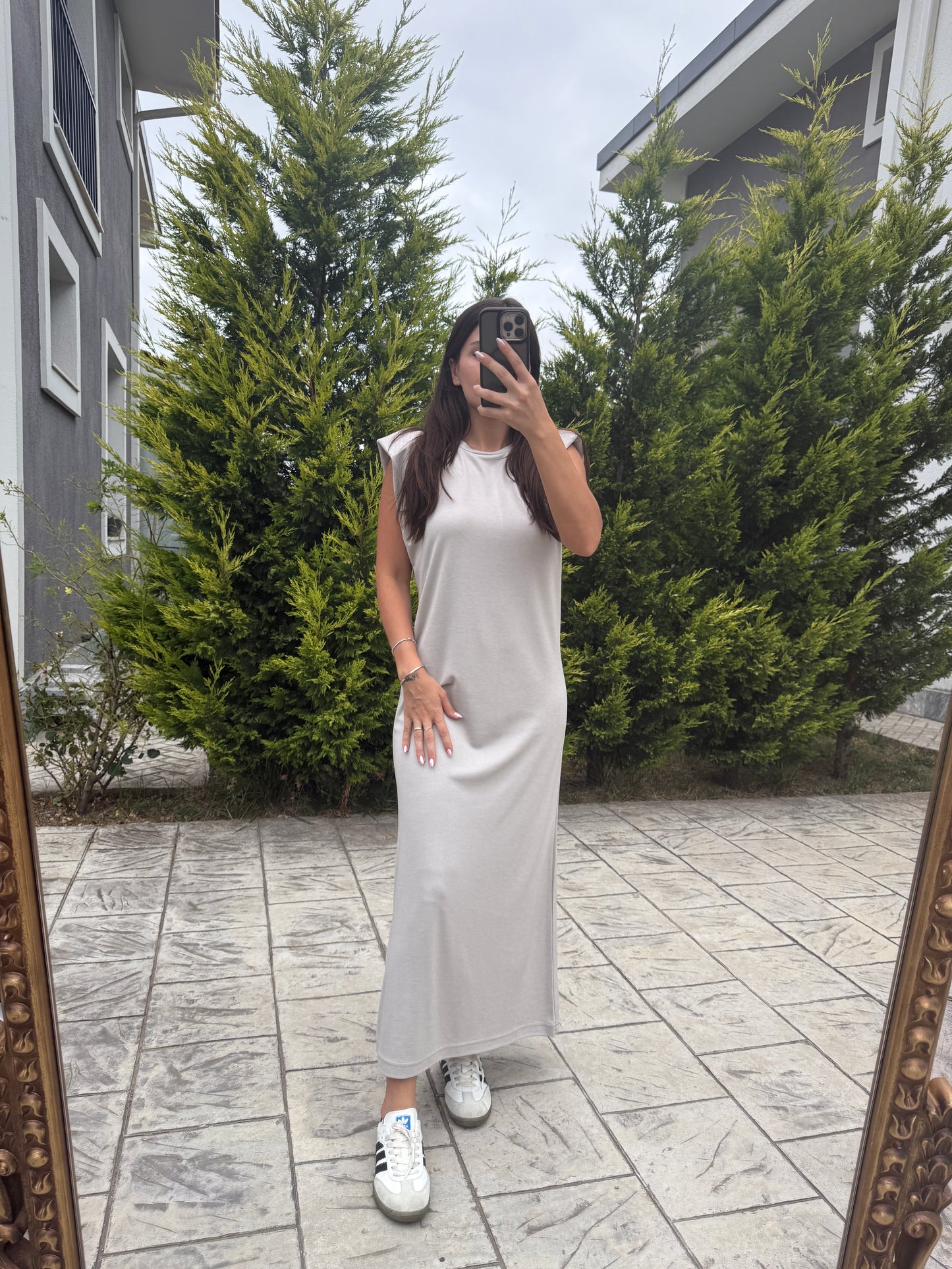 Taş Vatkalı Modal Midi Elbise