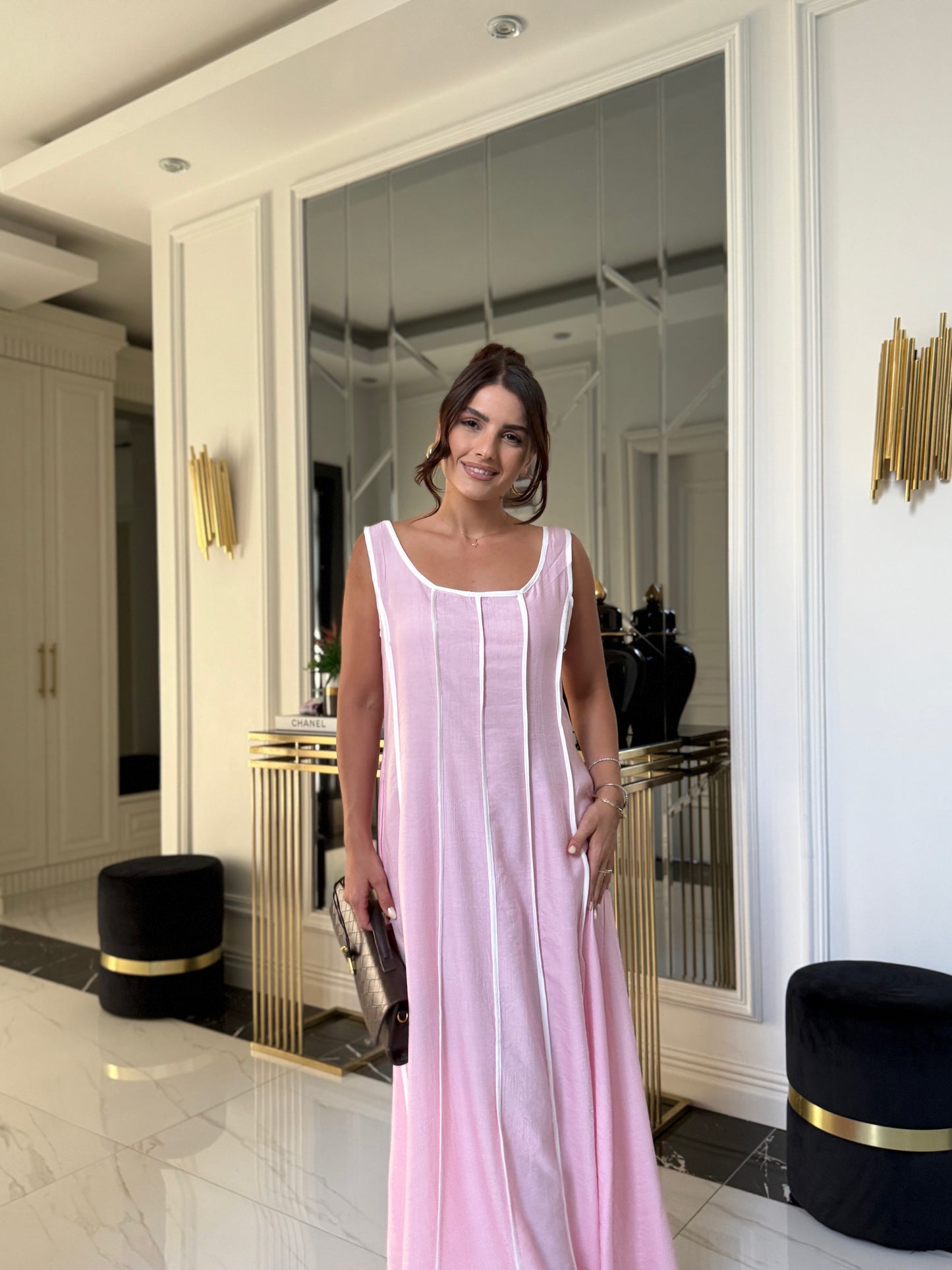 Pembe Biyeli Arkası Lastikli Elbise