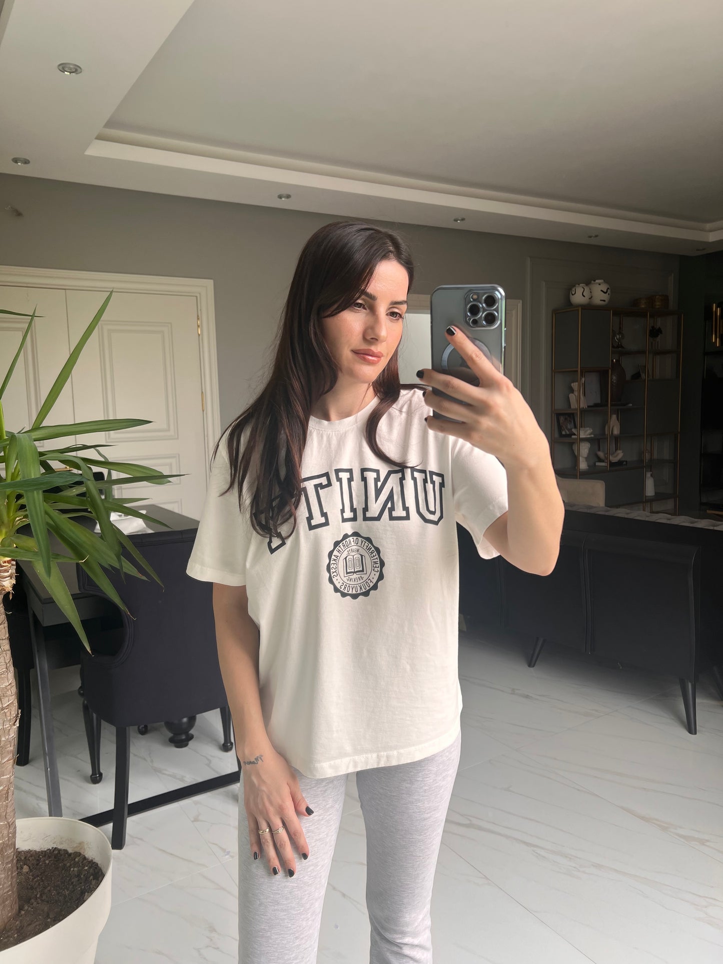 Önü Lacivert Yazılı Tshirt