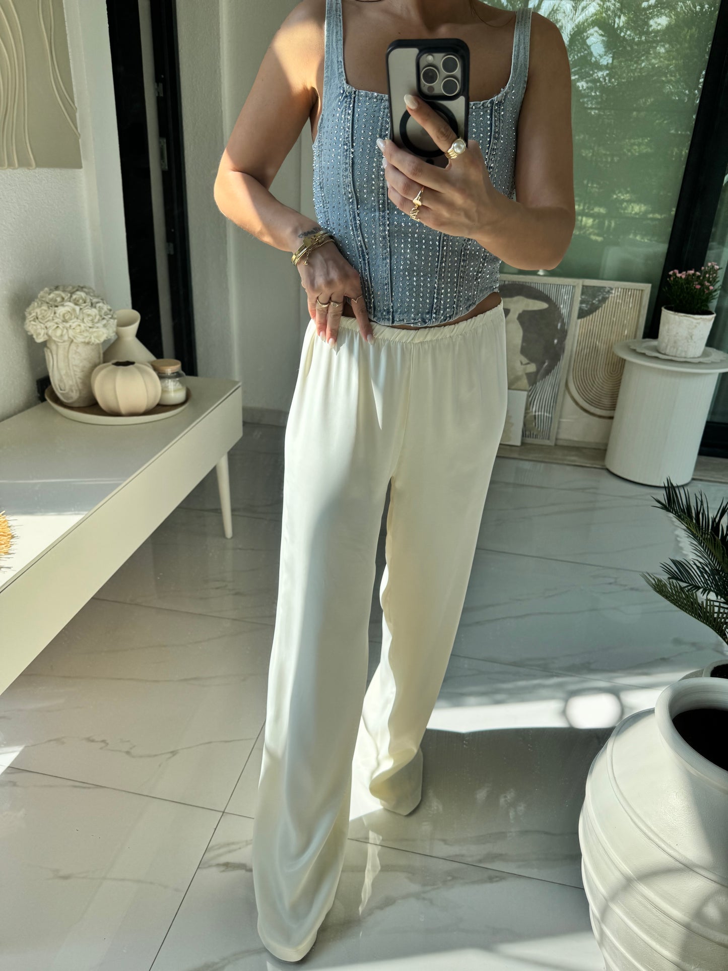 Ekru Saten Beli Lastikli Pantolon