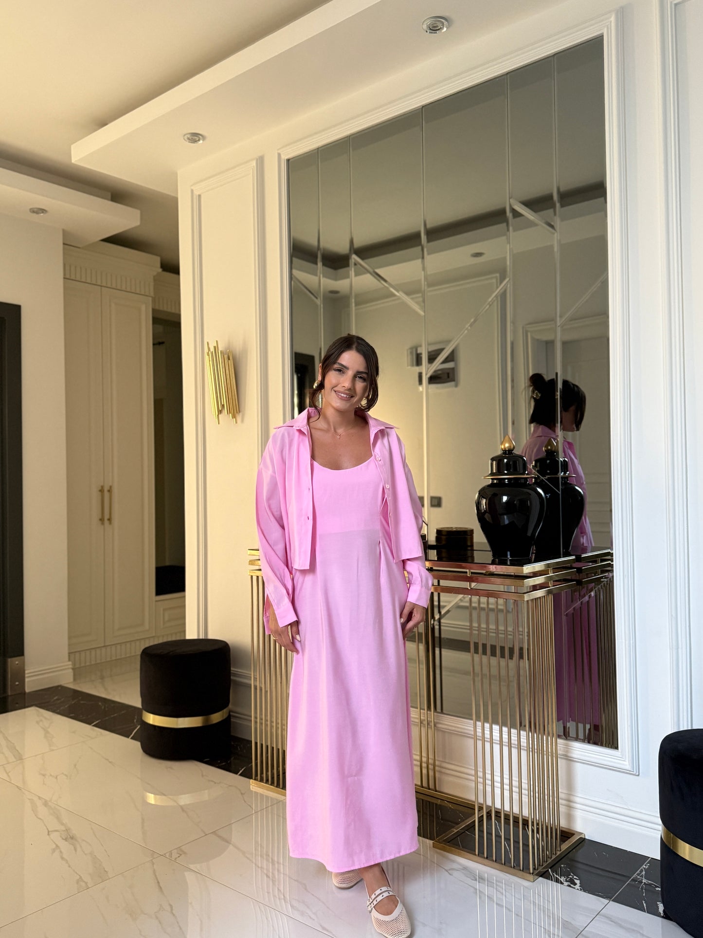 Pembe Askılı Elbise ve Crop Gömlek Takım