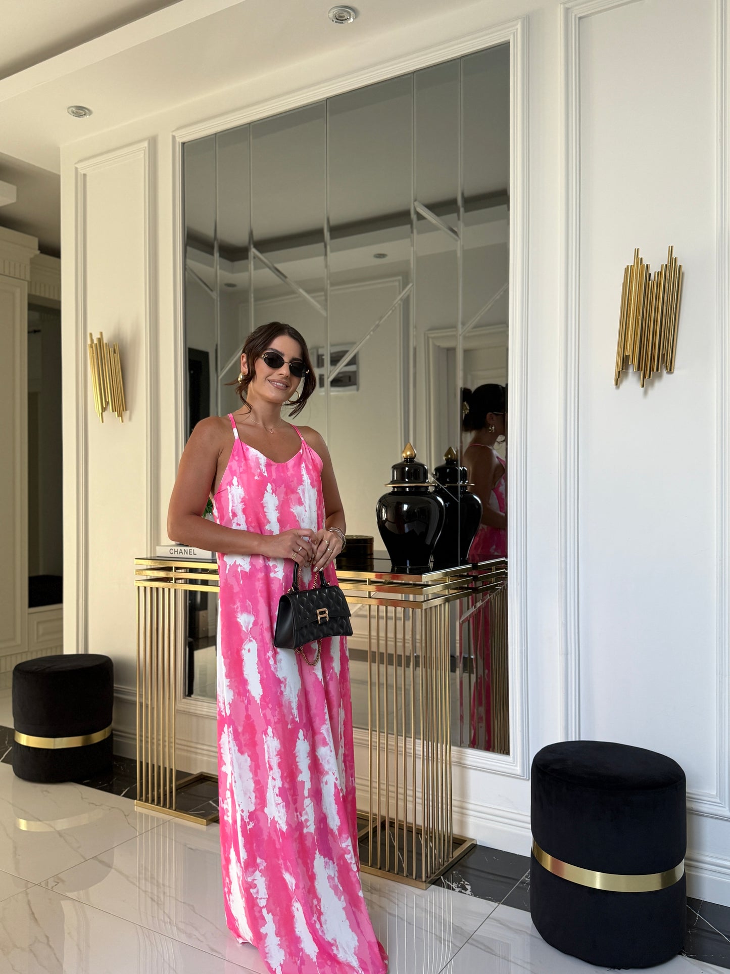 Pembe Batik Sırt Detaylı Elbise