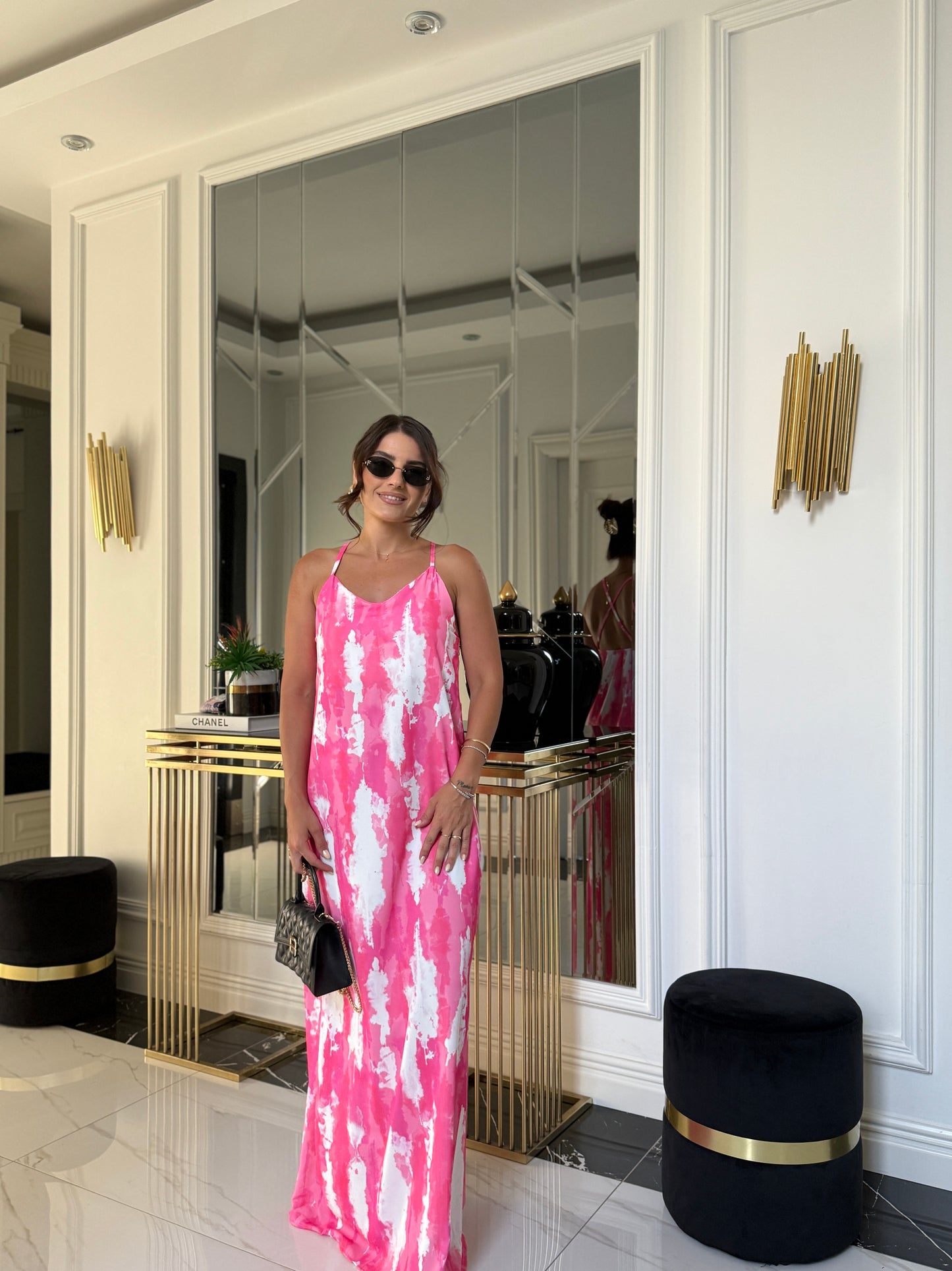 Pembe Batik Sırt Detaylı Elbise