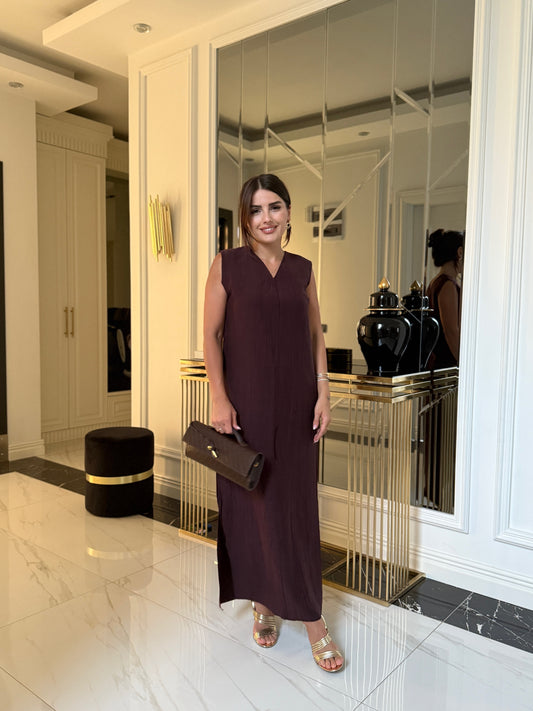 Bordo Yandan Yırtmaçlı Kolsuz Elbise