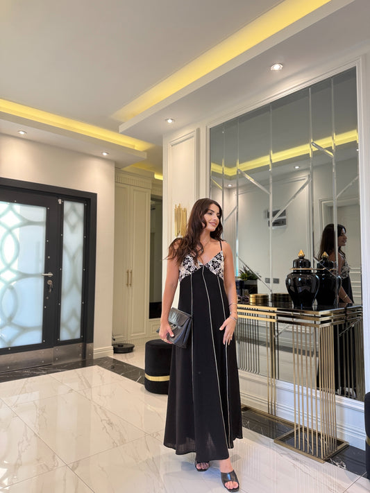 Zr Model Tığ İşlemeli Elbise