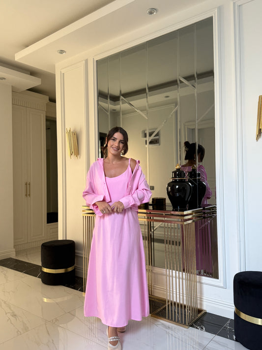 Pembe Askılı Elbise ve Crop Gömlek Takım