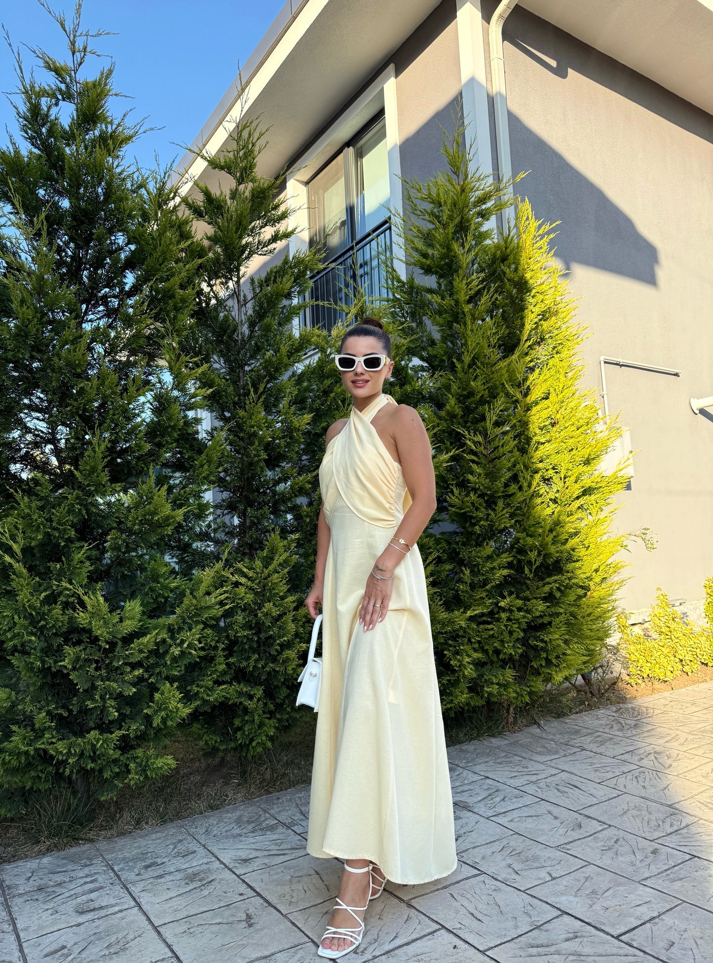 Sarı Çapraz Bağlamalı Keten Elbise
