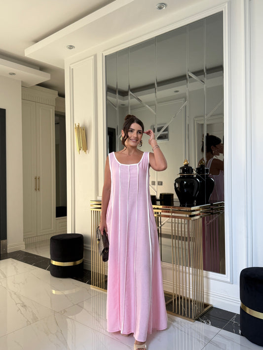 Pembe Biyeli Arkası Lastikli Elbise