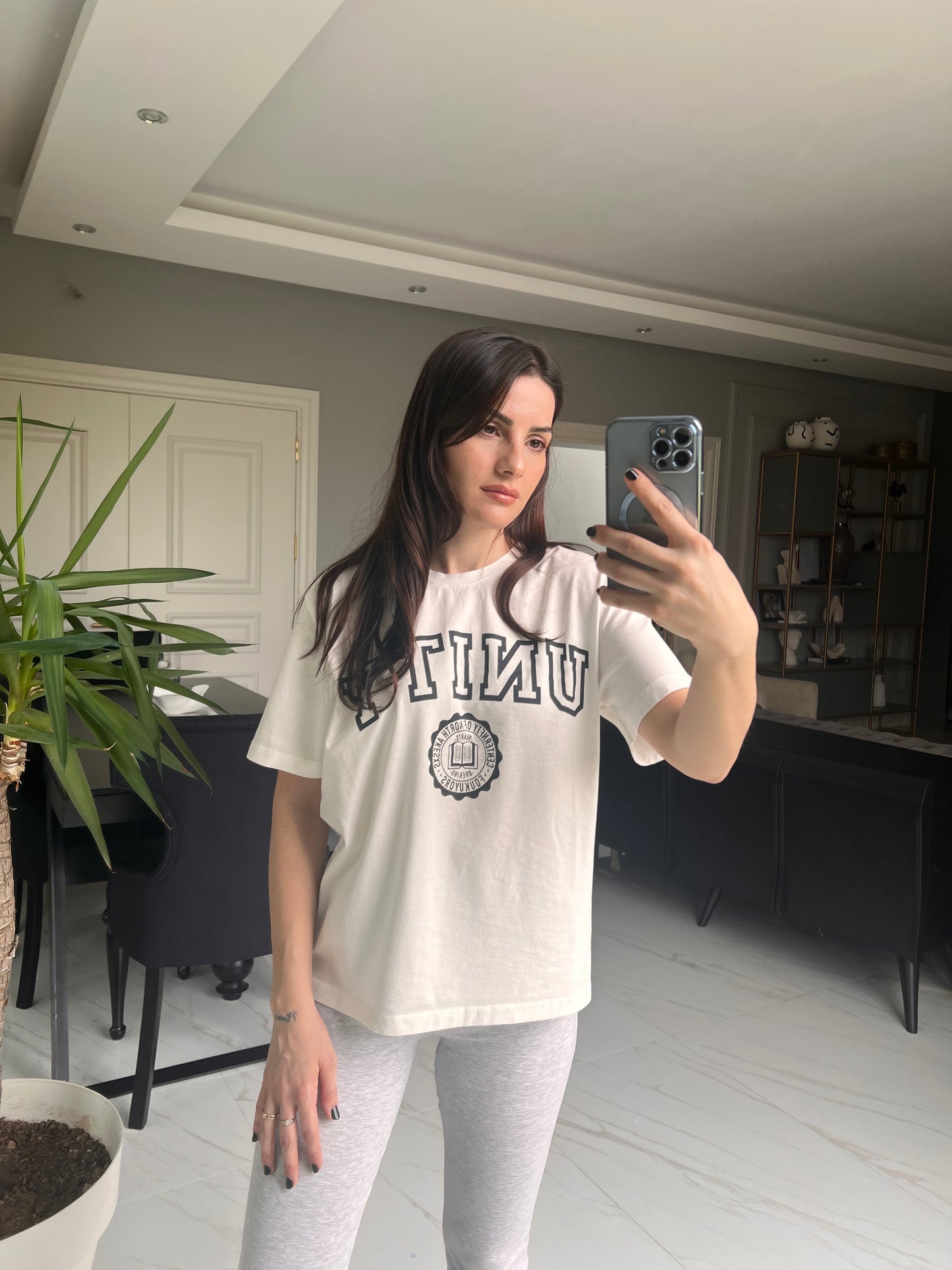 Önü Lacivert Yazılı Tshirt