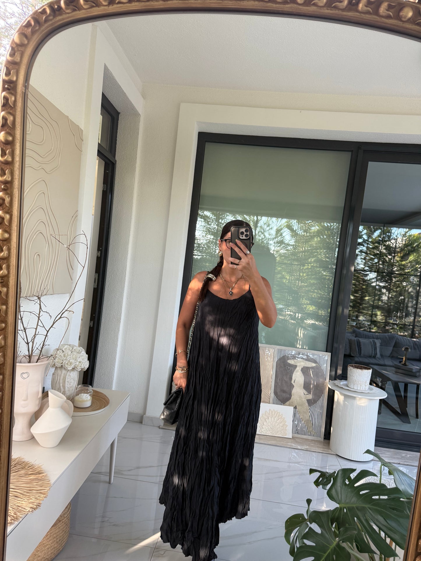 Premium Siyah Kırışık Astarlı Askılı Elbise