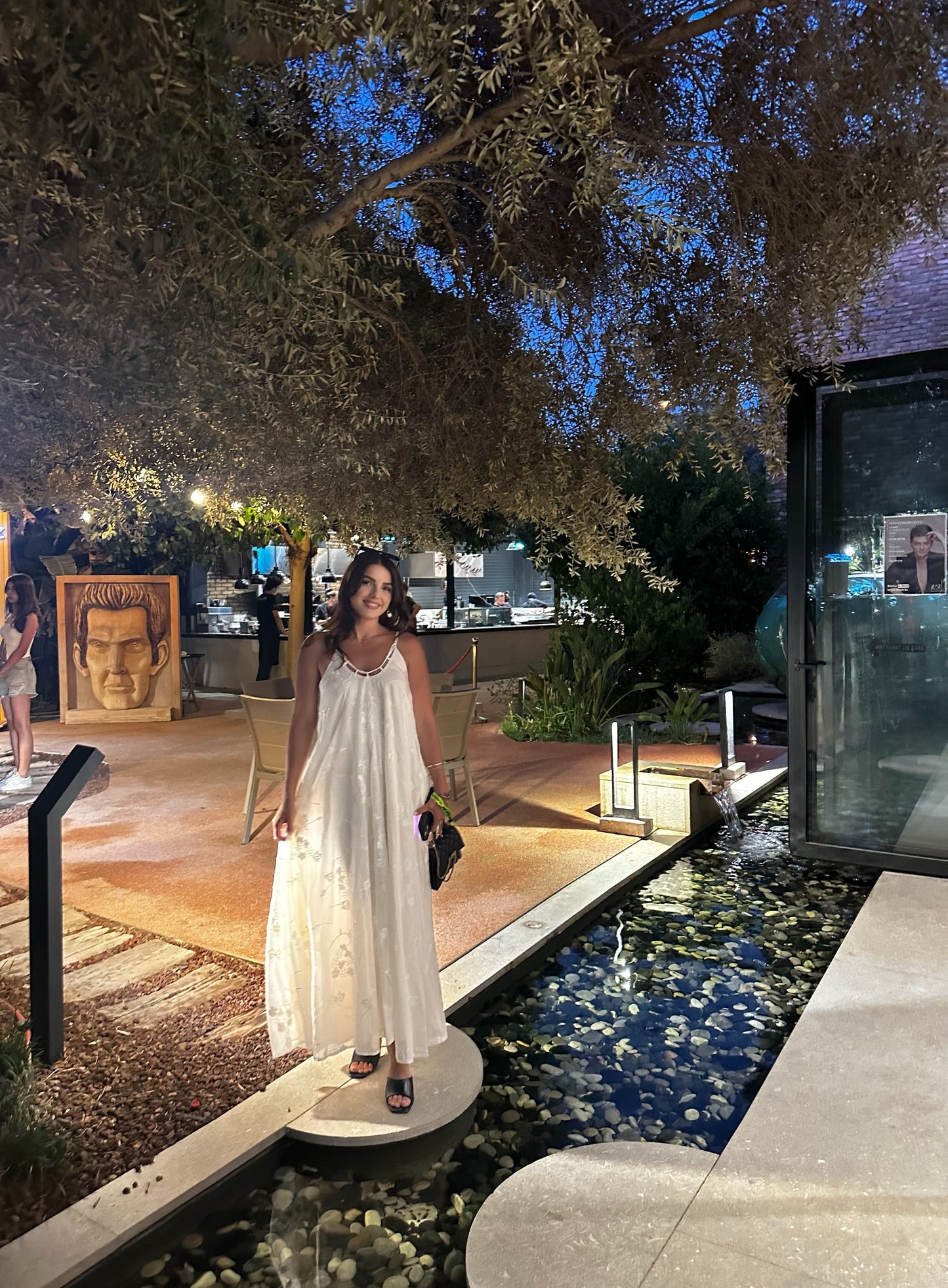 Premium Nakış İşlemeli Elbise