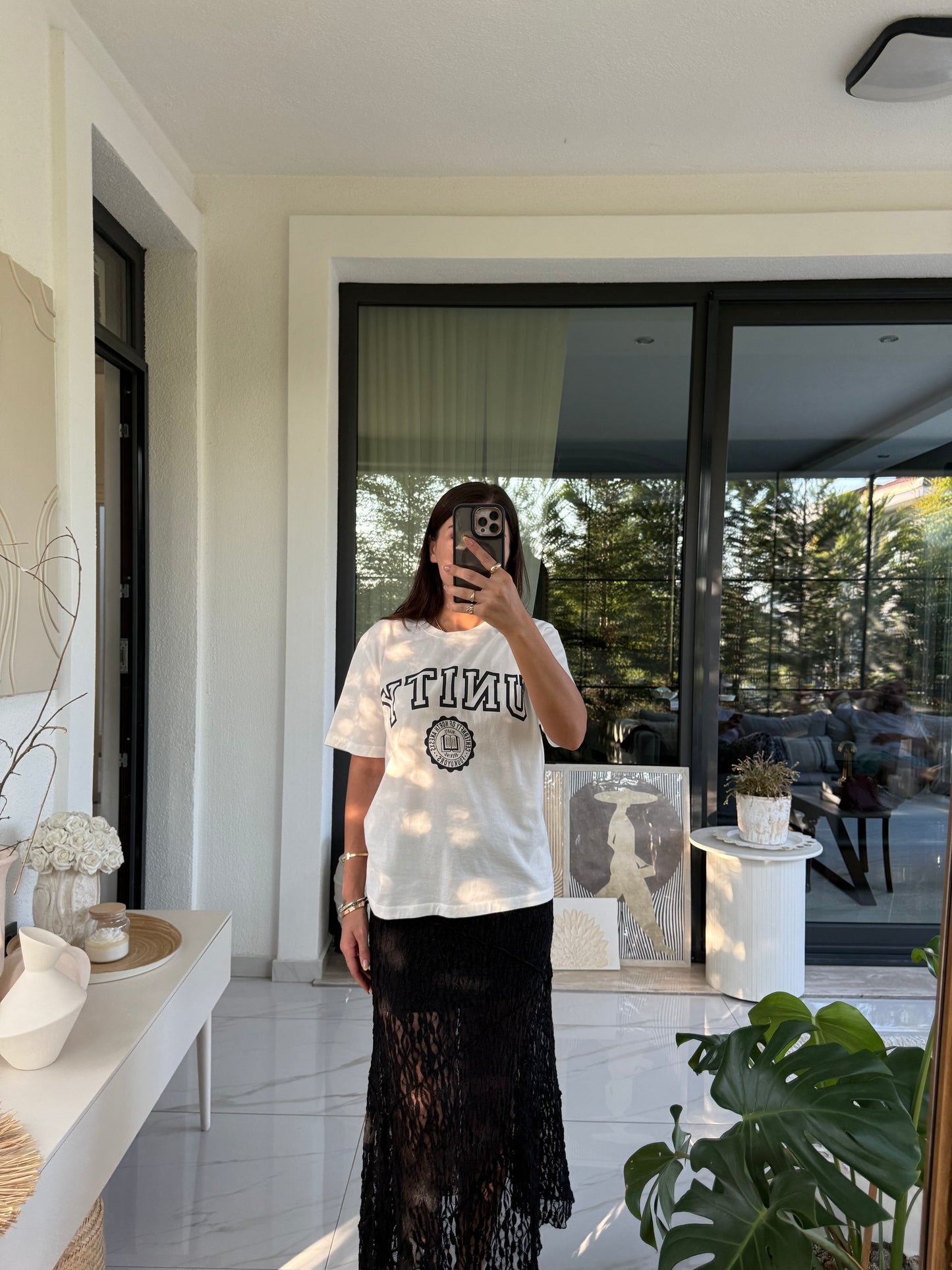 Beyaz Önü Yazılı Tshirt